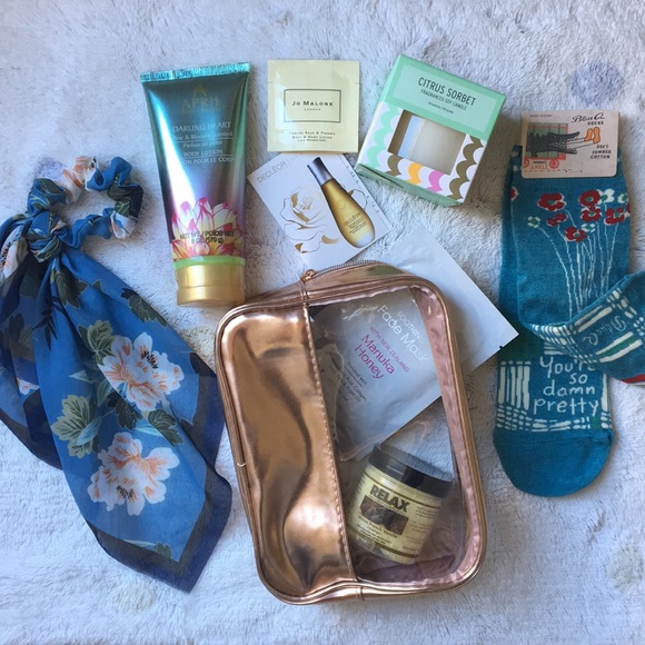 Sephora Other - You’re So Pretty 9-piece Bundle NWT candle, socks+